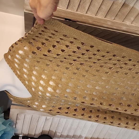 CW Classics brand Gold Tunic - Picture 3 of 9